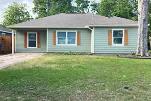 1010 15th Ave N, Texas City, TX 77590 - Photo 2