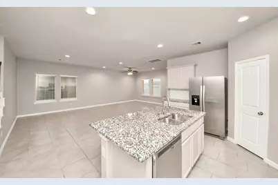 5646 Pleasant Falls Drive, Richmond, TX 77407 - Photo 14