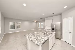 5646 Pleasant Falls Dr, Richmond, TX 77407 - Photo 14