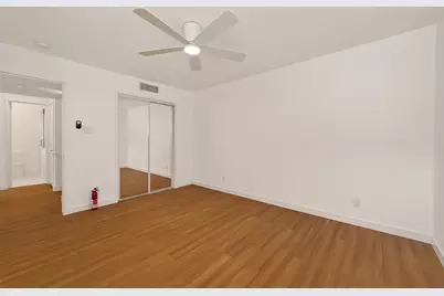 5115 Del Monte Drive #4/D, Houston, TX 77056 - Photo 16