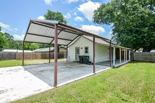 1615 Eagle Lake Rd, Sealy, TX 77474 - Photo 18