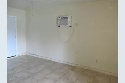 4504 Hemlock Drive, Baytown, TX 77521 - Photo 12