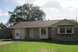 4504 Hemlock Dr, Baytown, TX 77521 - Photo 18