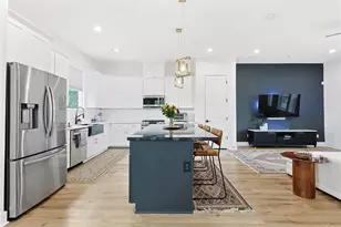 730 E 33rd St, Houston, TX 77022 - Photo 4