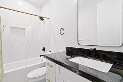 730 E 33rd Street, Houston, TX 77022 - Photo 22