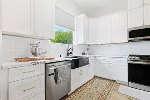 730 E 33rd St, Houston, TX 77022 - Photo 6