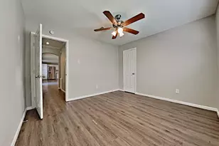 2705 Coy Dr, Deer Park, TX 77536 - Photo 8