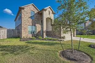 3735 Lion Creek Ct, Rosenberg, TX 77469 - Photo 2