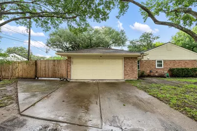 5658 Cartagena Street, Houston, TX 77035 - Photo 30
