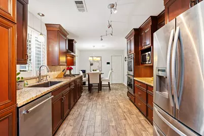 5658 Cartagena Street, Houston, TX 77035 - Photo 12