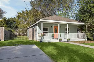 7933 Elwood St, Houston, TX 77012 - Photo 1