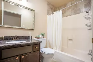 5874 Meadow Way, Beaumont, TX 77707 - Photo 10