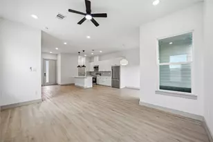 7555 Calhoun St, Houston, TX 77033 - Photo 14