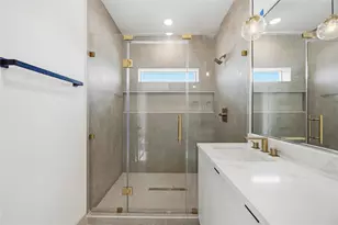 7555 Calhoun St, Houston, TX 77033 - Photo 28