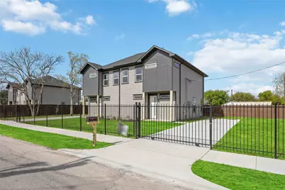 7555 Calhoun Street #A, Houston, TX 77033 - Photo 2