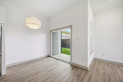 7555 Calhoun Street #A, Houston, TX 77033 - Photo 12