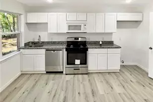 408 Commanche Rd, Conroe, TX 77316 - Photo 4