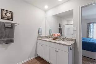 128 Barton Creek Dr, Huntsville, TX 77340 - Photo 18