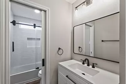 106 N Woodstock Circle Drive, The Woodlands, TX 77381 - Photo 30