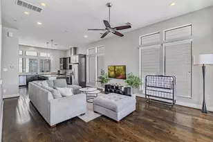 2114 Sabine St, Houston, TX 77007 - Photo 8