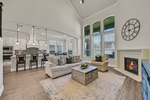 1645 Longwood Glen Ln, Friendswood, TX 77546 - Photo 2