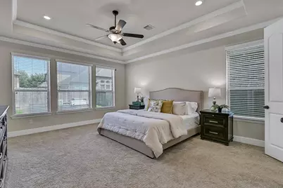 1645 Longwood Glen Lane, Friendswood, TX 77546 - Photo 4