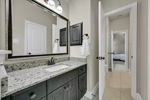 1645 Longwood Glen Ln, Friendswood, TX 77546 - Photo 32