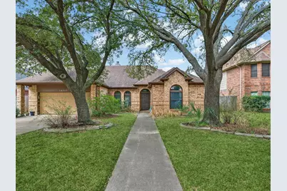 10315 Hedge Way Drive, Houston, TX 77065 - Photo 2
