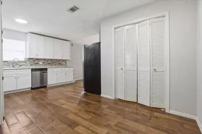5734 Arthington Street, Houston, TX 77053 - Photo 14