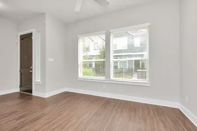 726 Strawberry Pines Court, Houston, TX 77009 - Photo 16