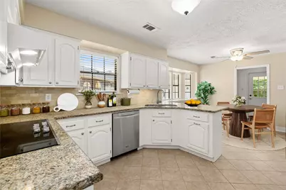 8007 Suspiro Drive, Houston, TX 77083 - Photo 10