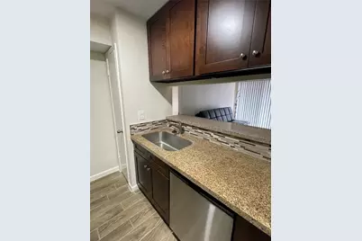9350 Country Creek Drive #74, Houston, TX 77036 - Photo 6