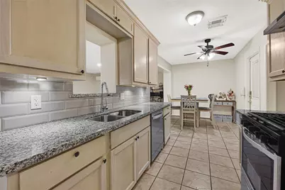 12823 Sandy Hook Drive, Houston, TX 77089 - Photo 6