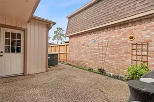 2938 Camelot Ln, Missouri City, TX 77459 - Photo 32