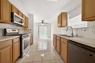 8839 Aspen Meadow Dr, Houston, TX 77071 - Photo 14