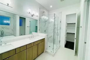 5855 Dolores St, Houston, TX 77057 - Photo 4