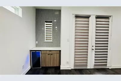 5855 Dolores Street, Houston, TX 77057 - Photo 10
