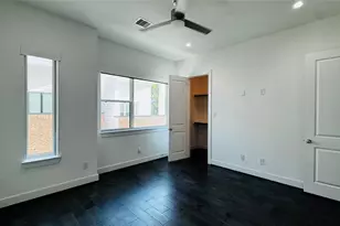 5855 Dolores St, Houston, TX 77057 - Photo 18