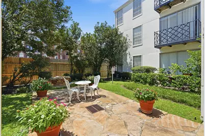 2333 Bering Drive #108, Houston, TX 77057 - Photo 8