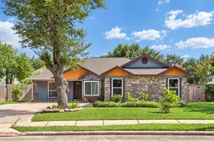 3822 Carya Cir, Sugar Land, TX 77479 - Photo 2