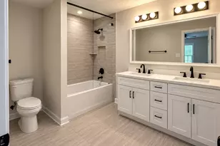8828 Curry Rd, Houston, TX 77093 - Photo 8