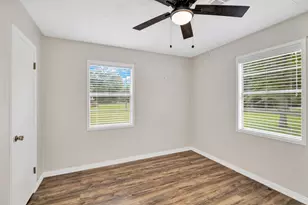 10863 Autumn Ln, Cleveland, TX 77328 - Photo 22