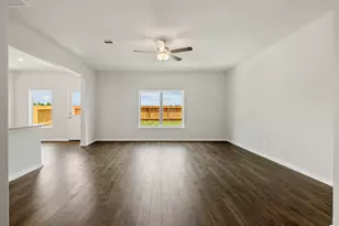 25515 Blooming Hazel Dr, Cleveland, TX 77328 - Photo 4