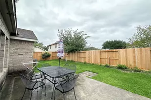 2211 Winding Hollow Dr, Katy, TX 77450 - Photo 32