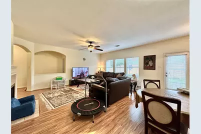 2211 Winding Hollow Drive, Katy, TX 77450 - Photo 10