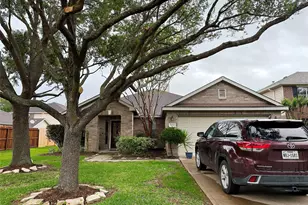 2211 Winding Hollow Dr, Katy, TX 77450 - Photo 2