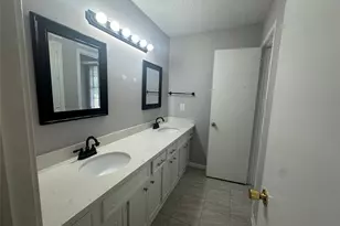 11610 Cypresswood Dr, Houston, TX 77070 - Photo 36