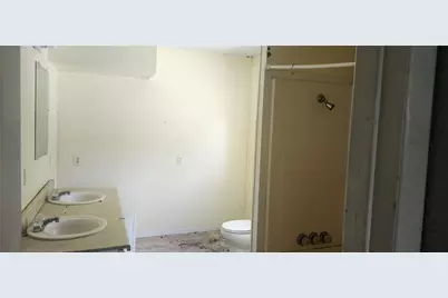 5810 County Road 924, Sweeny, TX 77480 - Photo 6