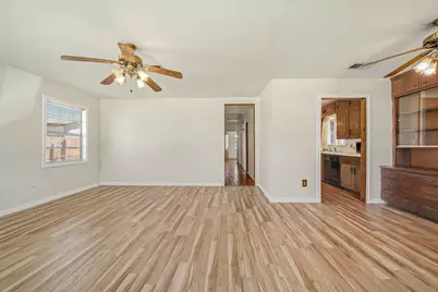 602 N Circle Drive, Baytown, TX 77520 - Photo 6