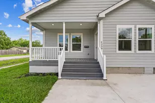 4358 Larkspur St, Houston, TX 77051 - Photo 2